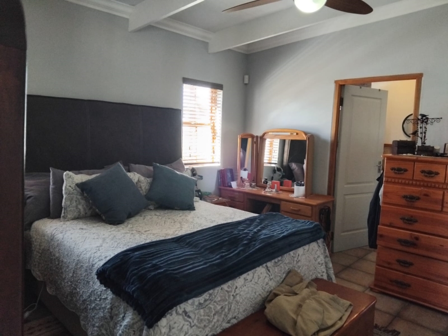 3 Bedroom Property for Sale in Jacobsbaai Western Cape